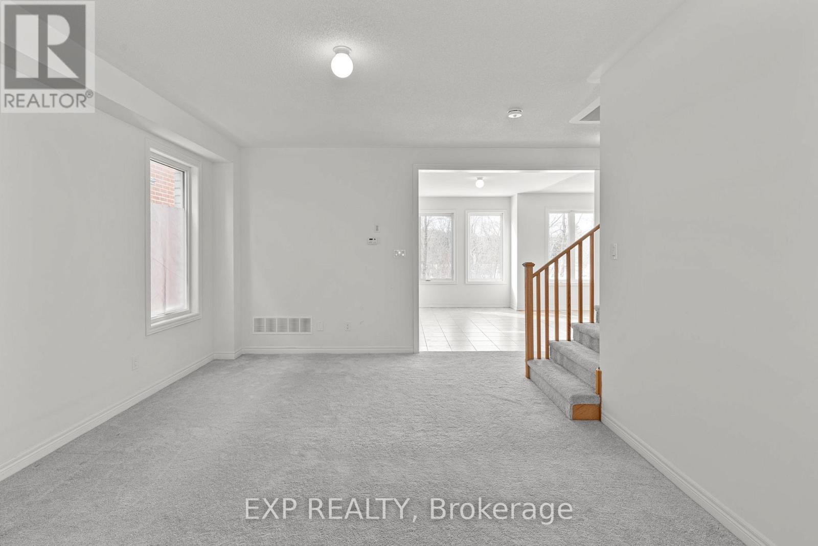 52 Baycroft Boulevard, Essa, Ontario  L3W 0M1 - Photo 4 - N12767918