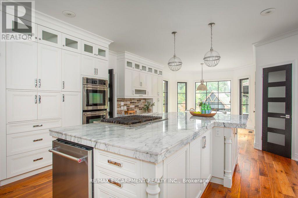 12 Blackberry Place, Hamilton, Ontario  L0R 1H2 - Photo 11 - X12585096