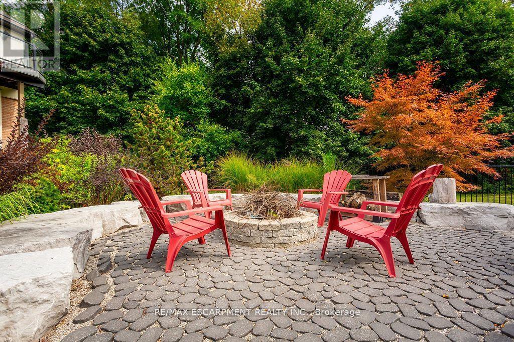 12 Blackberry Place, Hamilton, Ontario  L0R 1H2 - Photo 41 - X12585096