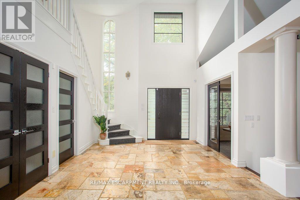 12 Blackberry Place, Hamilton, Ontario  L0R 1H2 - Photo 6 - X12585096