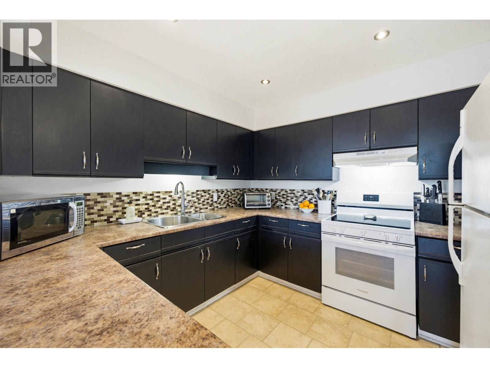 9 12120 189a Street, Pitt Meadows, British Columbia  V3Y 1V4 - Photo 8 - R3089379