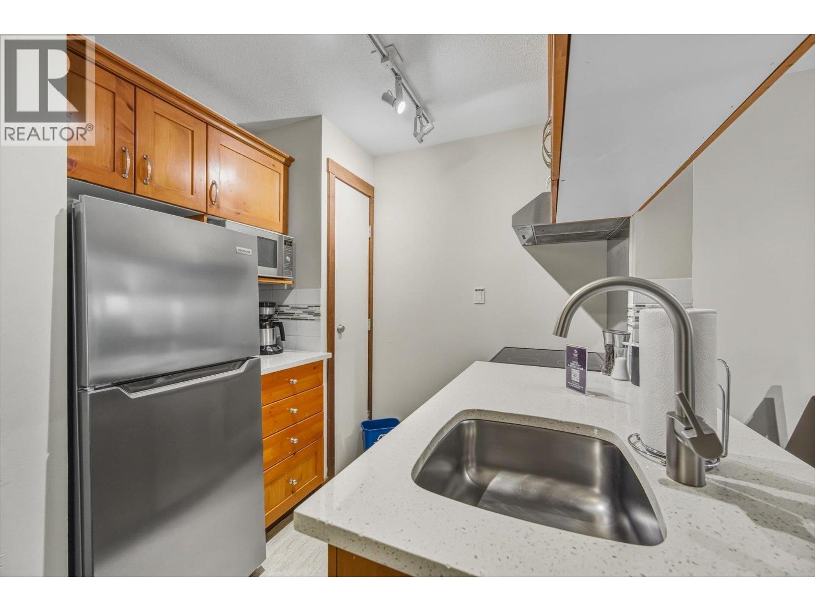 413 4899 Painted Cliff Road, Whistler, British Columbia  V8E 1E2 - Photo 8 - R3089399