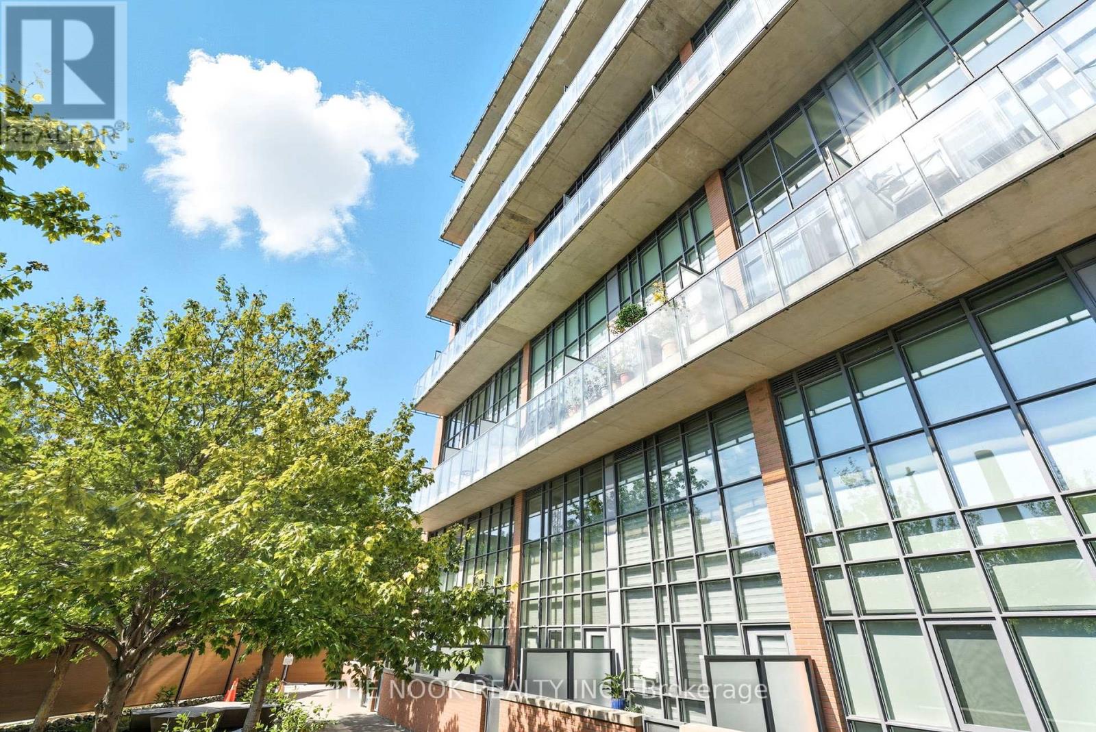 309 - 5 Hanna Avenue, Toronto, Ontario  M6K 0B3 - Photo 2 - C12784352