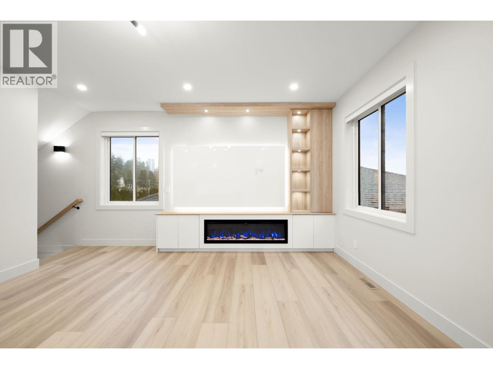 4 3881 Hurst Street, Burnaby, British Columbia  V5J 1M4 - Photo 10 - R3089318