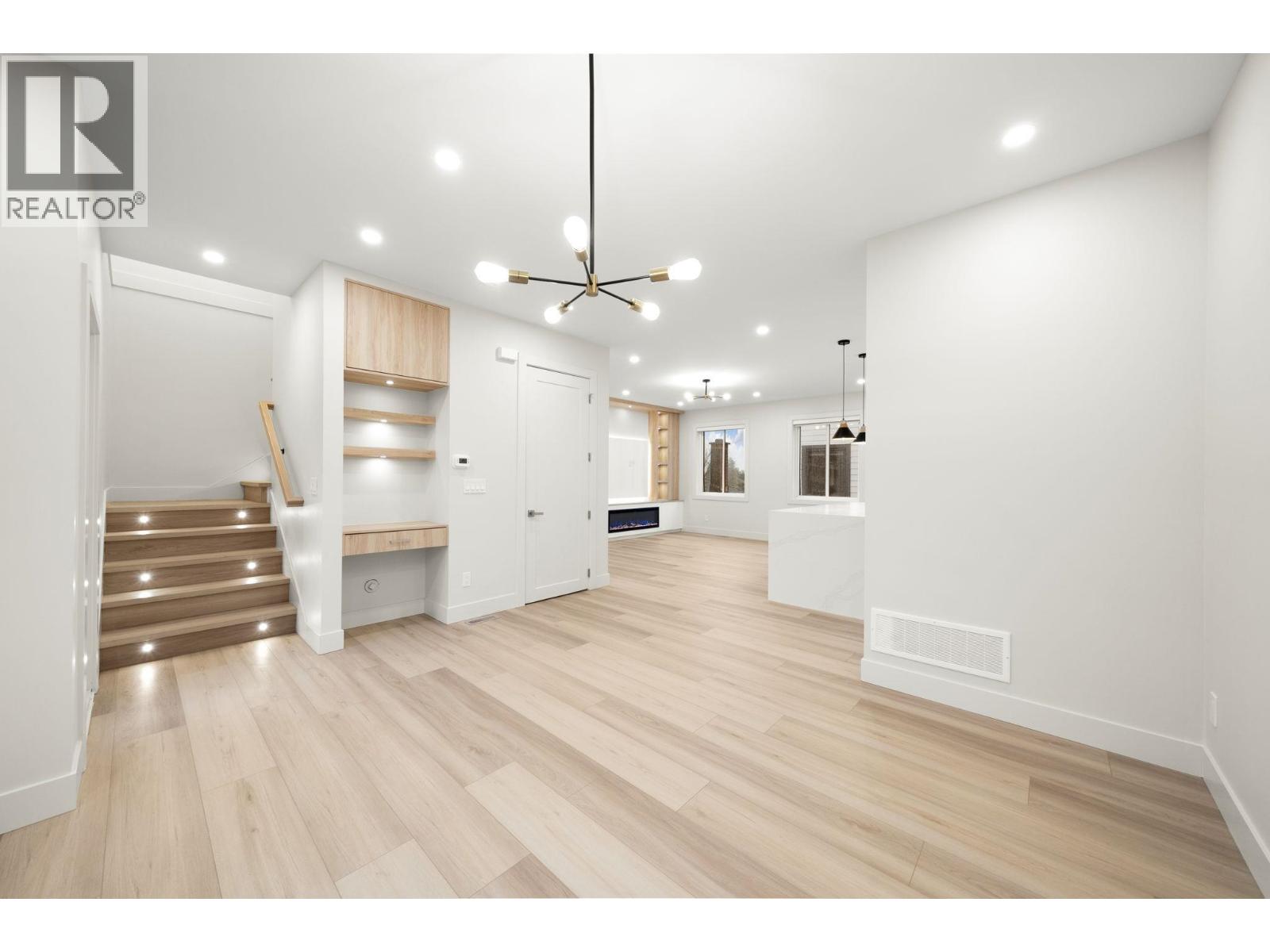 4 3881 Hurst Street, Burnaby, British Columbia  V5J 1M4 - Photo 19 - R3089318