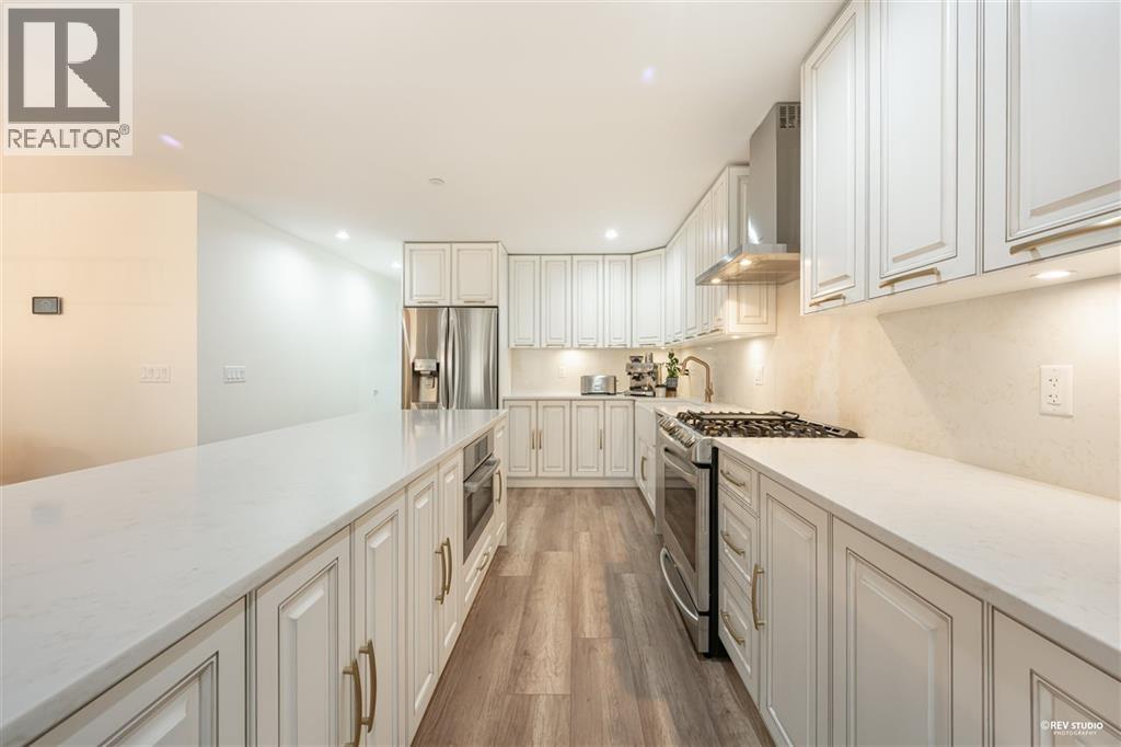 510 25th  W Street, North Vancouver, British Columbia  V7N 2G3 - Photo 11 - R3089409