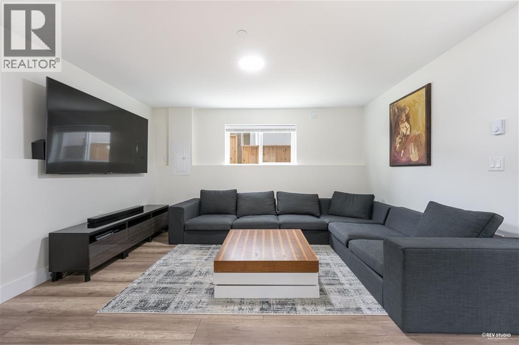 510 25th  W Street, North Vancouver, British Columbia  V7N 2G3 - Photo 27 - R3089409