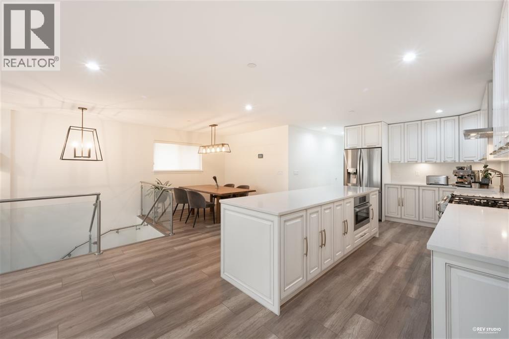 510 25th  W Street, North Vancouver, British Columbia  V7N 2G3 - Photo 7 - R3089409