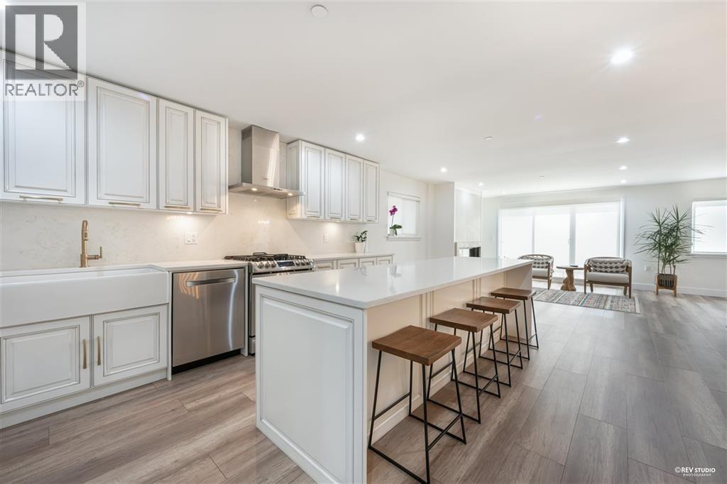 510 25th  W Street, North Vancouver, British Columbia  V7N 2G3 - Photo 8 - R3089409