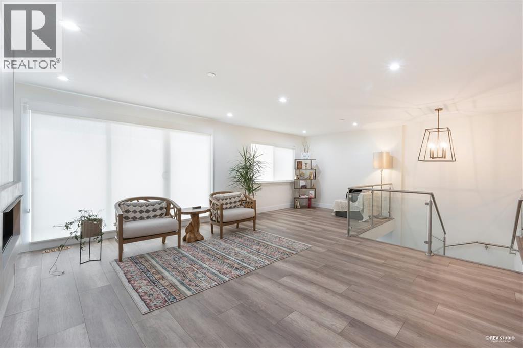 510 25th  W Street, North Vancouver, British Columbia  V7N 2G3 - Photo 9 - R3089409