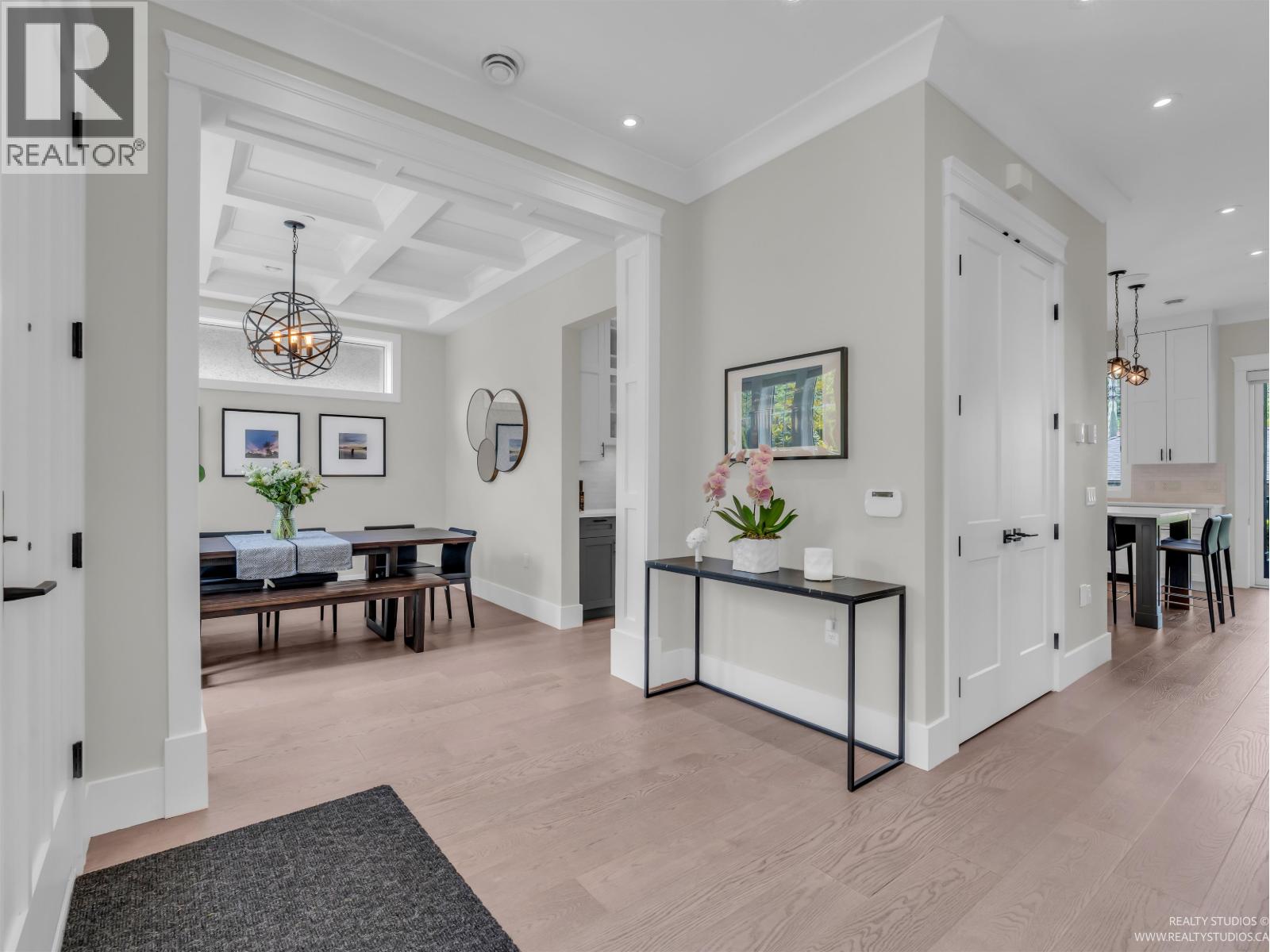 2177 E 20th Avenue, Vancouver, British Columbia  V5N 2L5 - Photo 3 - R3089431