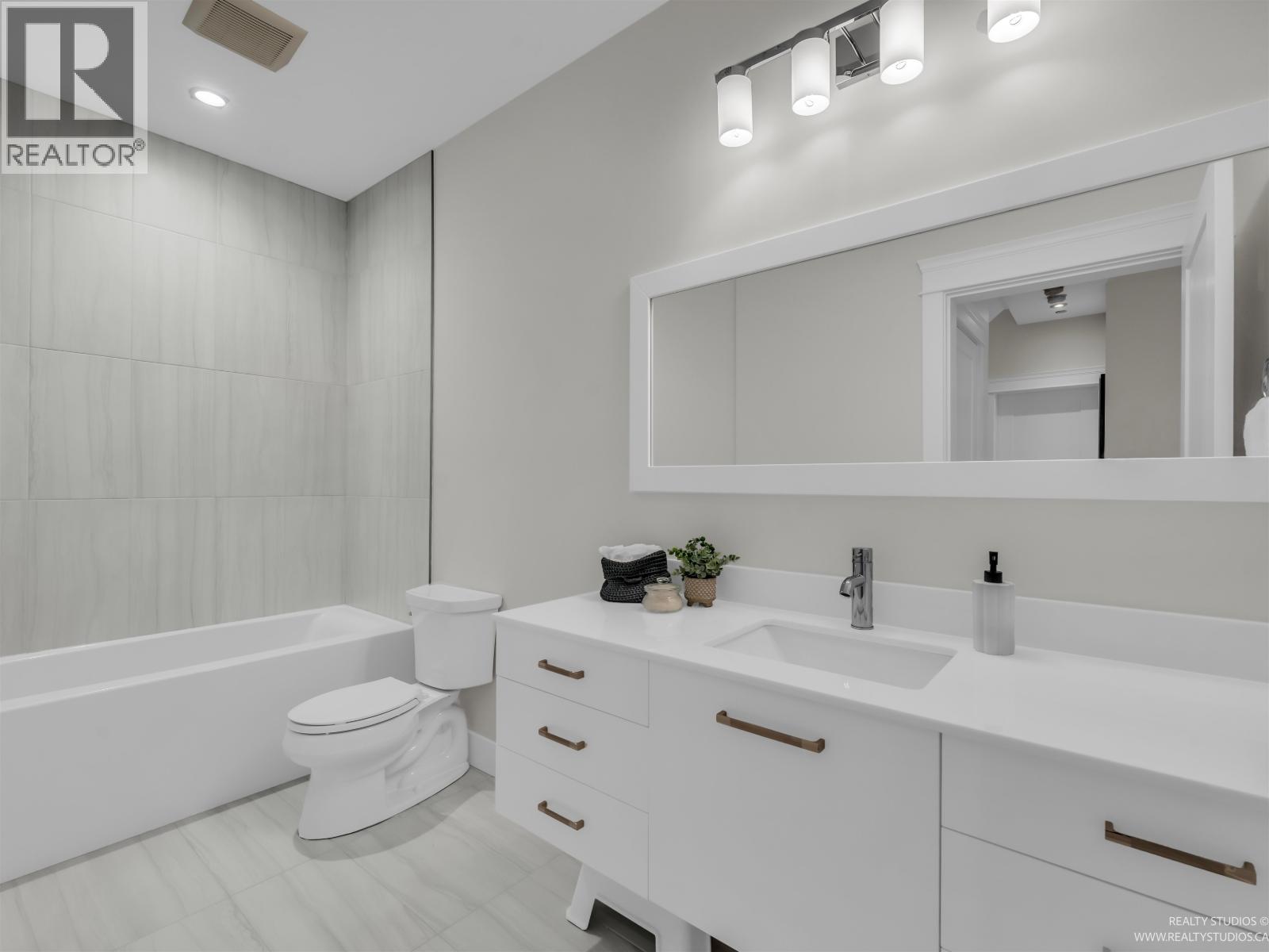 2177 E 20th Avenue, Vancouver, British Columbia  V5N 2L5 - Photo 32 - R3089431