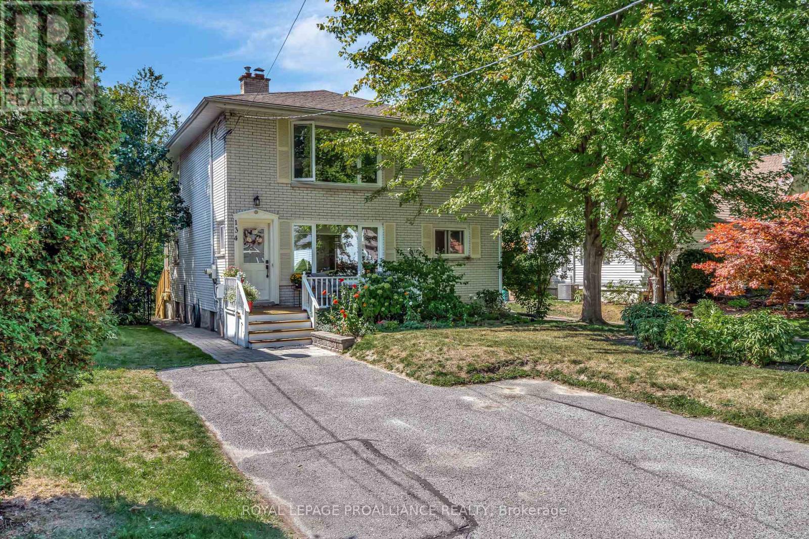 A - 134 Dufferin Avenue, Belleville (Belleville Ward), Ontario  K8N 3X1 - Photo 2 - X12784388