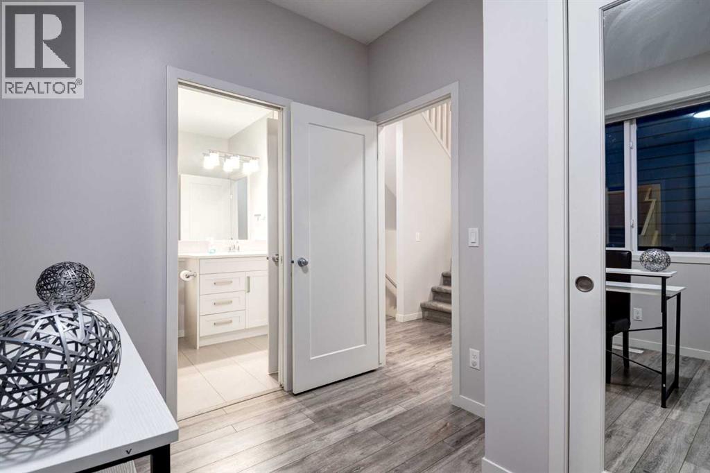 19 West Grove Place Sw, Calgary, Alberta  T3H 1Z4 - Photo 19 - A2246398