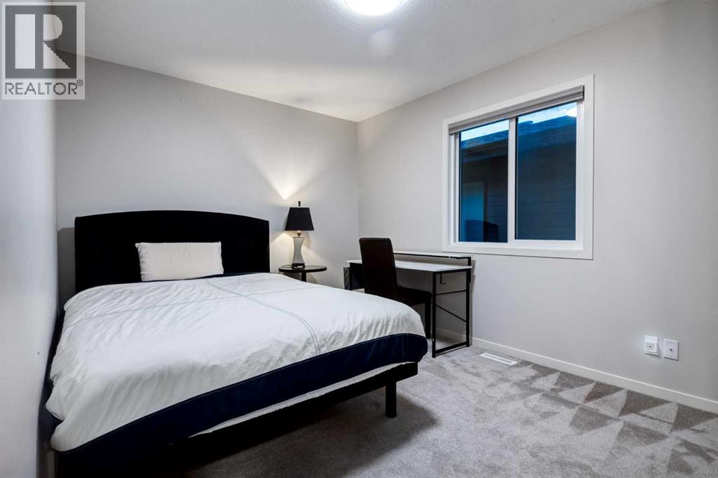 19 West Grove Place Sw, Calgary, Alberta  T3H 1Z4 - Photo 28 - A2246398