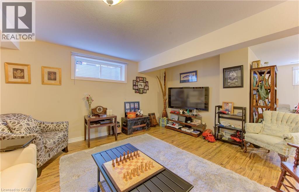 76 Candle Crescent, Kitchener, Ontario  N2P 2K8 - Photo 32 - 40799760