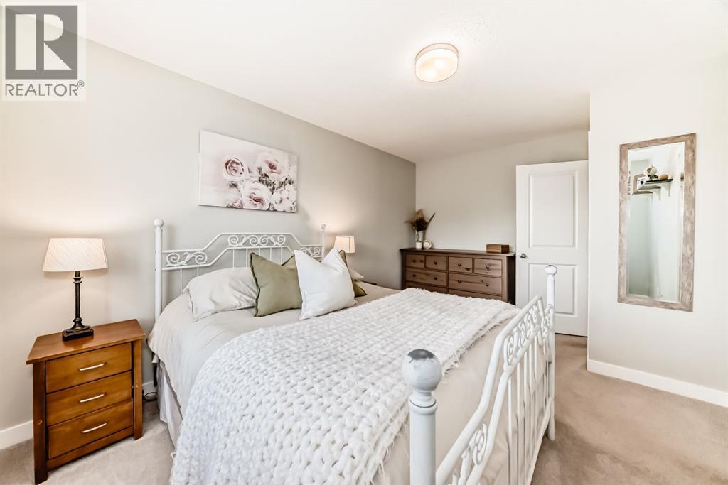 801 Jumping Pound Common, Cochrane, Alberta  T4C 2L1 - Photo 19 - A2285624