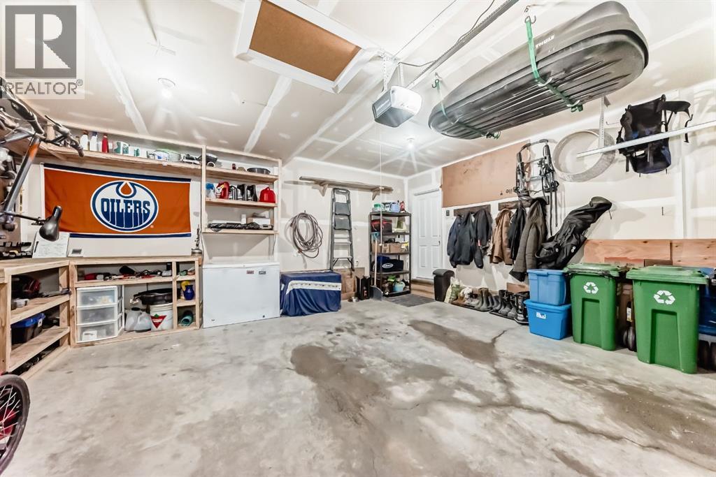 801 Jumping Pound Common, Cochrane, Alberta  T4C 2L1 - Photo 31 - A2285624