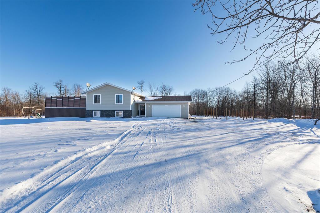 54 Bluebell Road, Mitchell, Manitoba  R5G 2L9 - Photo 1 - 202602485