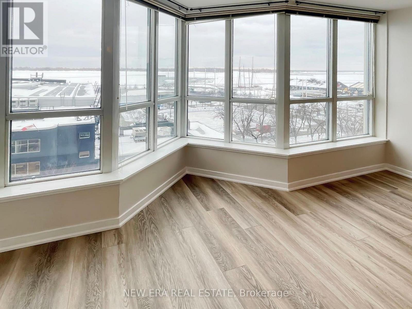 808 - 228 Queens Quay W, Toronto (Waterfront Communities), Ontario  M5J 2X1 - Photo 12 - C12784376