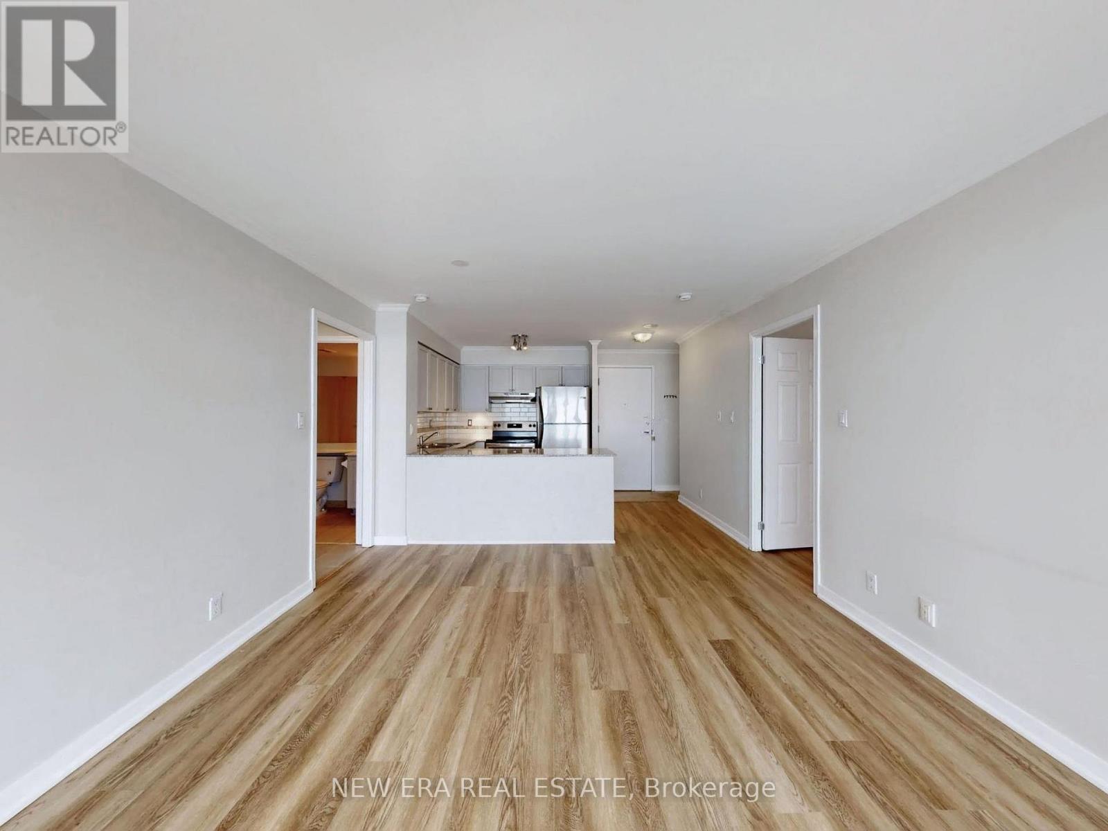 808 - 228 Queens Quay W, Toronto (Waterfront Communities), Ontario  M5J 2X1 - Photo 15 - C12784376