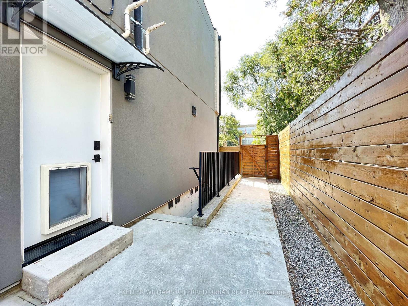 Bsmt - 42 Tottenham Road, Toronto (Banbury-Don Mills), Ontario  M3C 2J4 - Photo 5 - C12784430