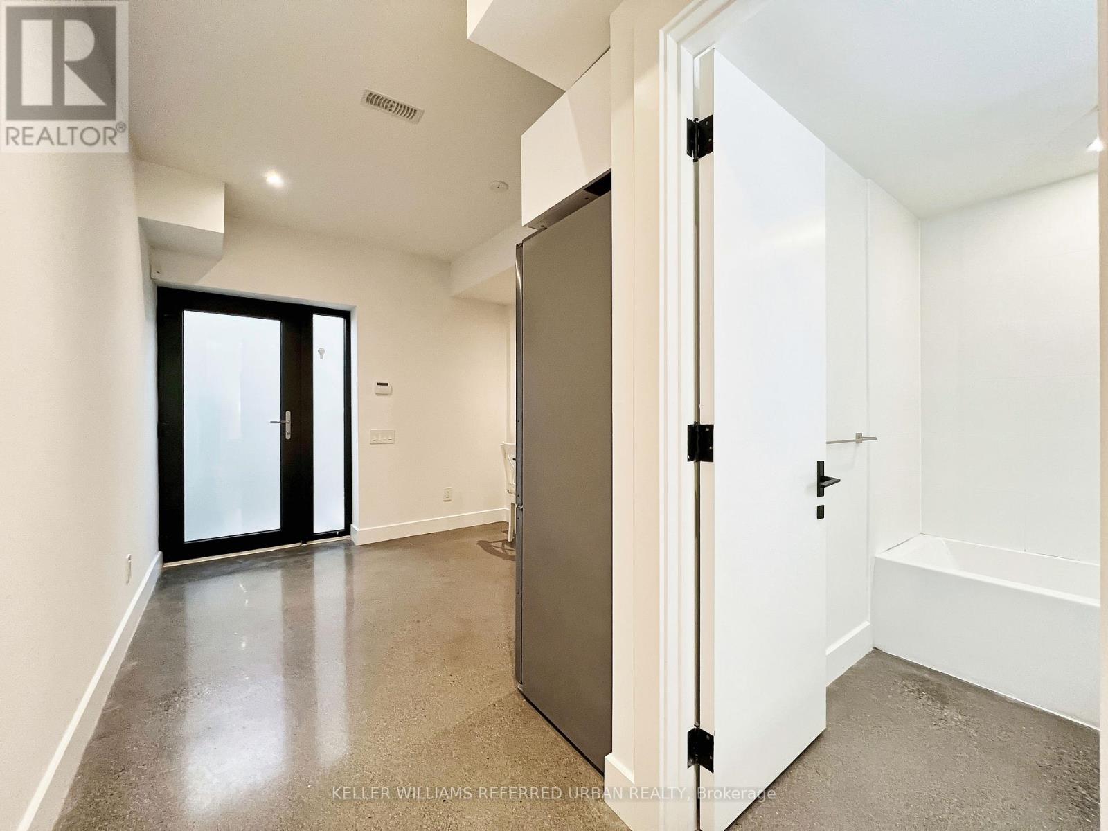 Bsmt - 42 Tottenham Road, Toronto (Banbury-Don Mills), Ontario  M3C 2J4 - Photo 6 - C12784430