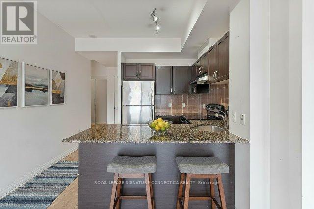 207 - 3865 Lake Shore Boulevard W, Toronto, Ontario  M8W 1R4 - Photo 8 - W12732096