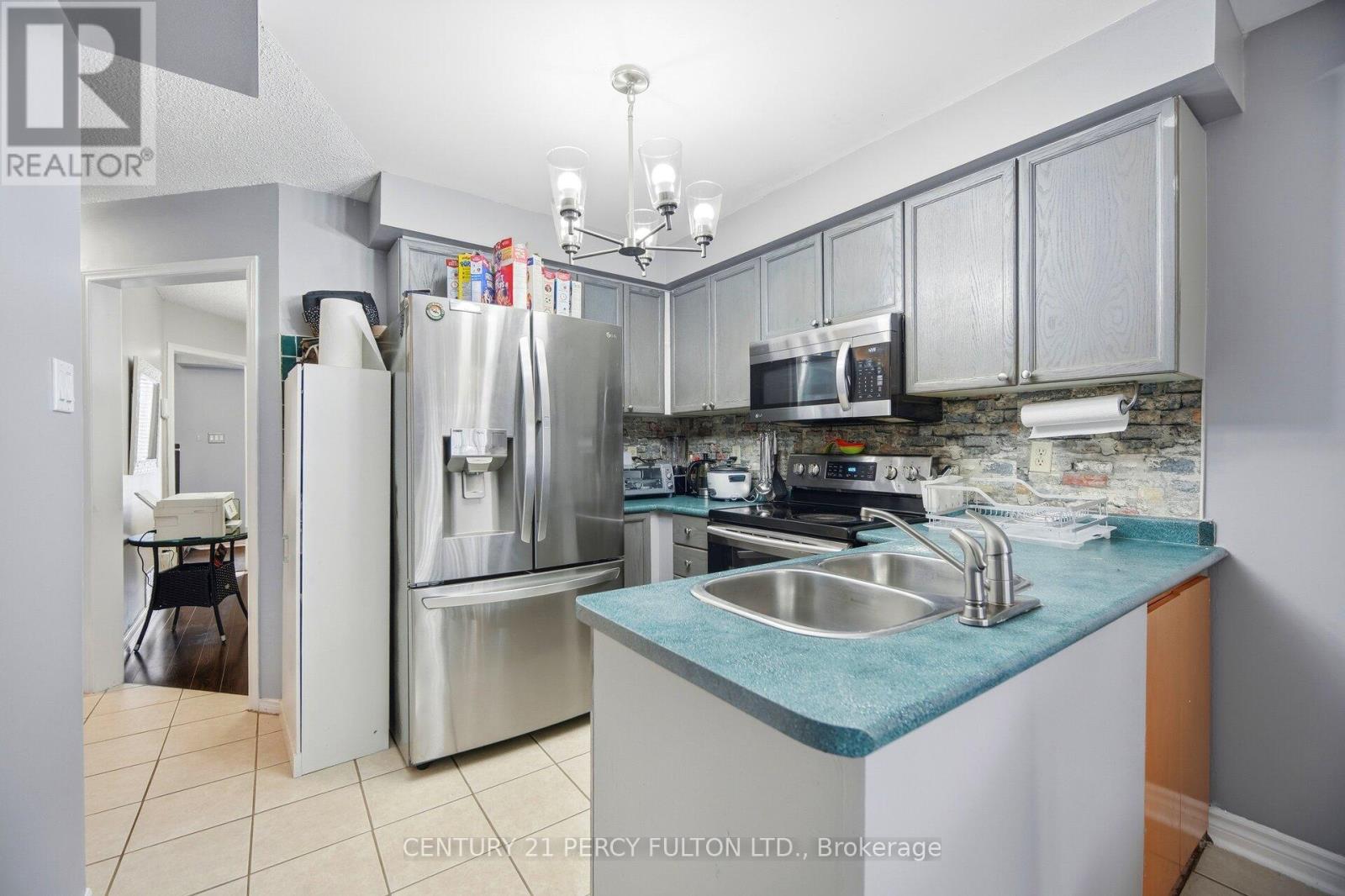 33 Farmers Avenue, Ajax, Ontario  L1T 3T1 - Photo 12 - E12784454