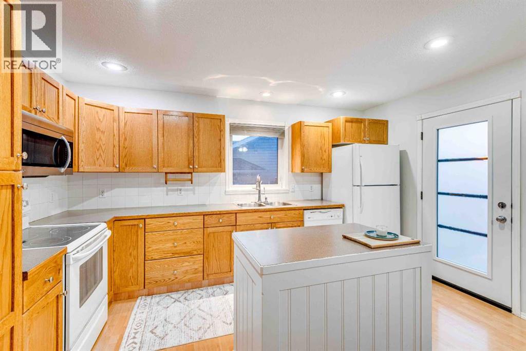 307 Regal Crescent, Trochu, Alberta  T0M 2C0 - Photo 9 - A2285605