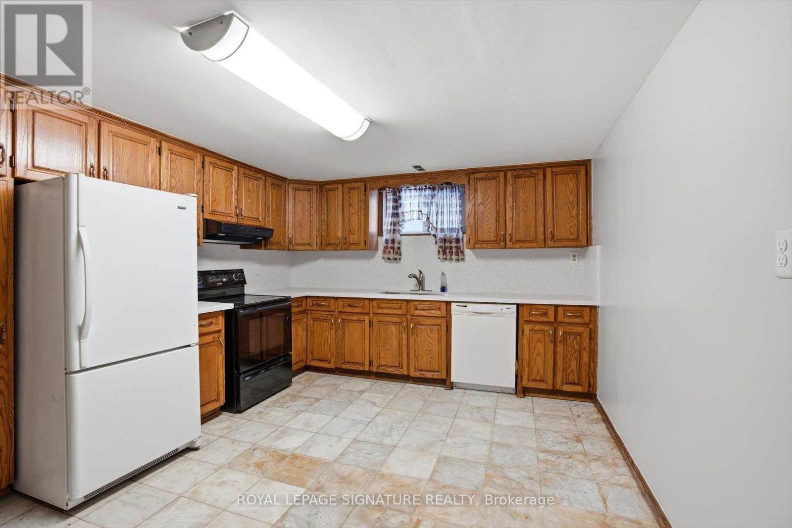 Lower Level - 940 Aviation Road, Mississauga (Lakeview), Ontario  L5G 4H9 - Photo 16 - W12784348