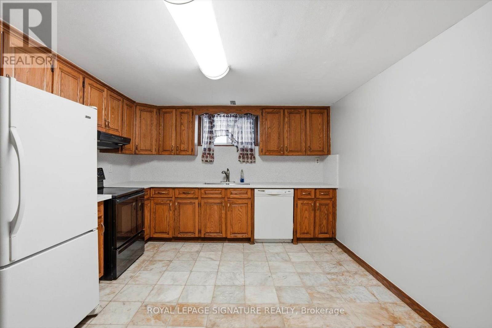 Lower Level - 940 Aviation Road, Mississauga (Lakeview), Ontario  L5G 4H9 - Photo 17 - W12784348