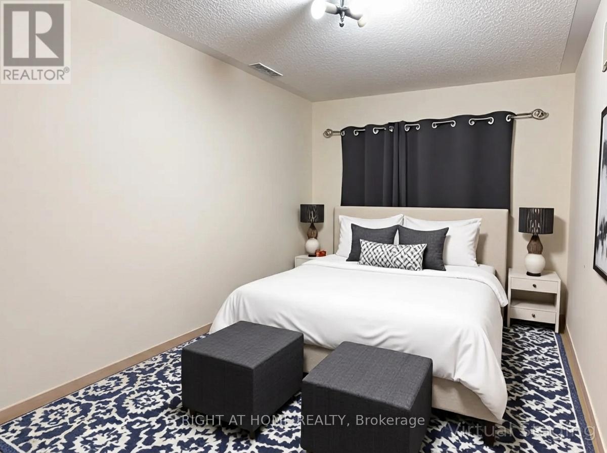 1433 Granrock Crescent, Mississauga (East Credit), Ontario  L5V 0E1 - Photo 18 - W12784366