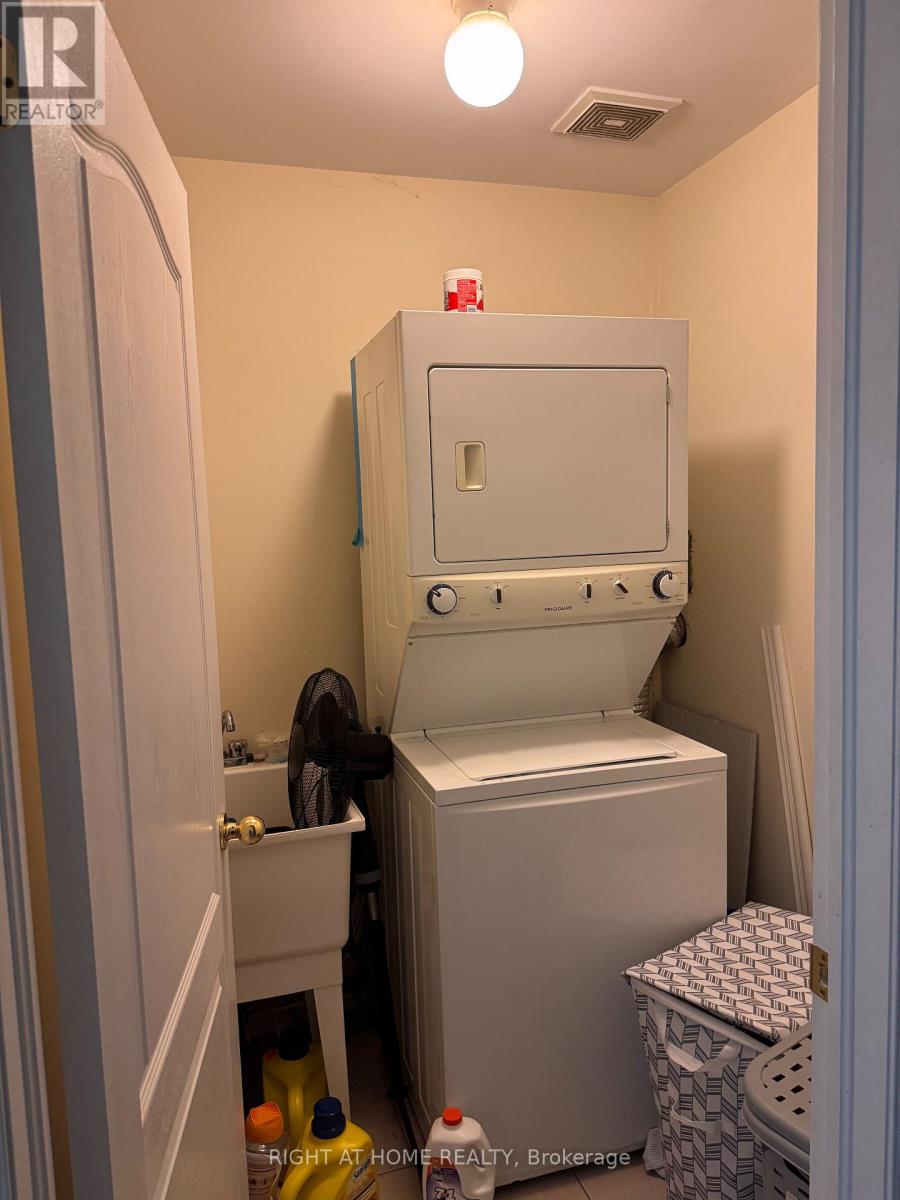 1433 Granrock Crescent, Mississauga (East Credit), Ontario  L5V 0E1 - Photo 23 - W12784366