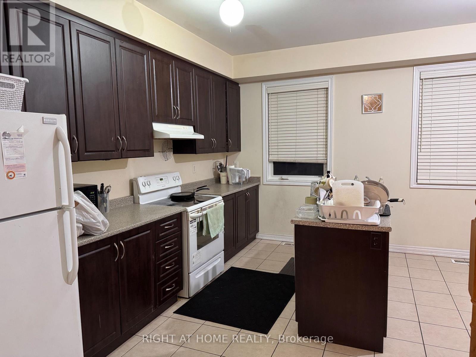 1433 Granrock Crescent, Mississauga (East Credit), Ontario  L5V 0E1 - Photo 8 - W12784366