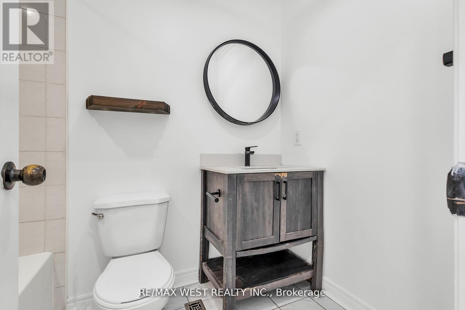 3865 Allcroft Road, Mississauga, Ontario  L5N 7E3 - Photo 25 - W12784374