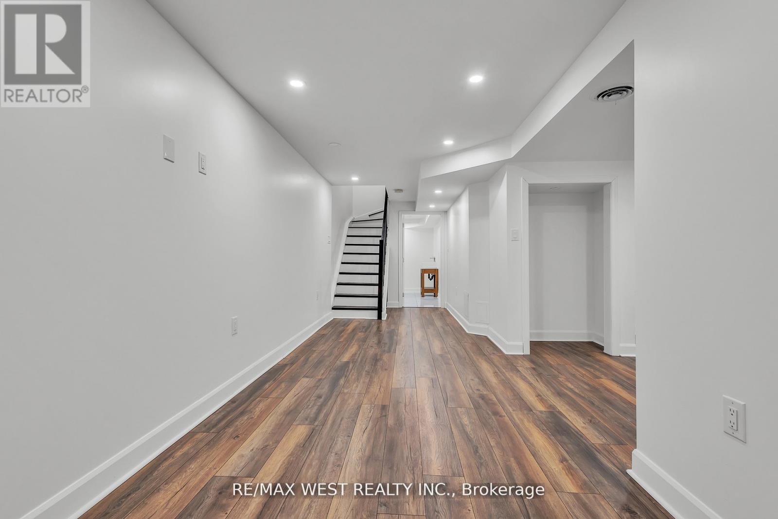 3865 Allcroft Road, Mississauga, Ontario  L5N 7E3 - Photo 28 - W12784374