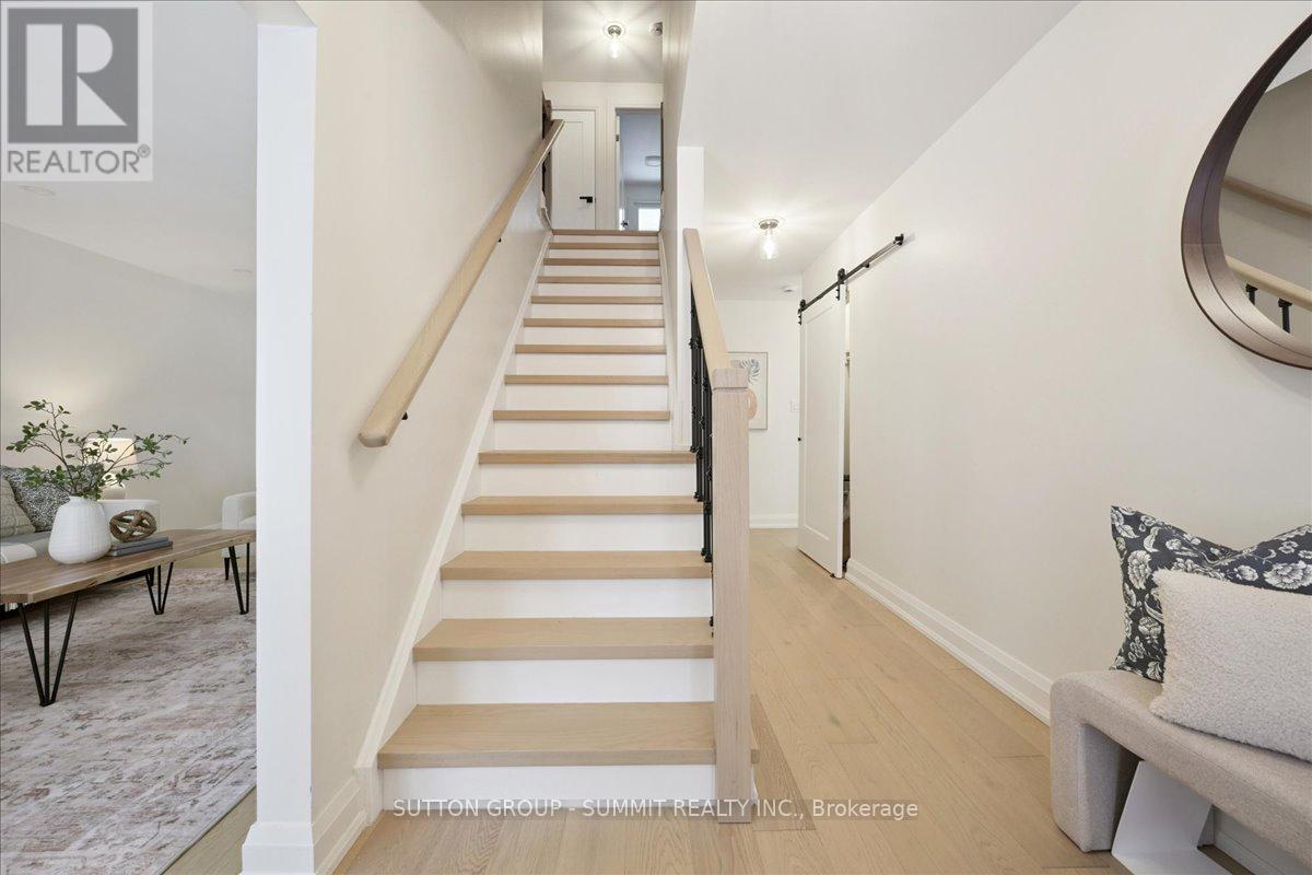 3637 Haven Glenn, Mississauga, Ontario  L4X 1X7 - Photo 4 - W12784378