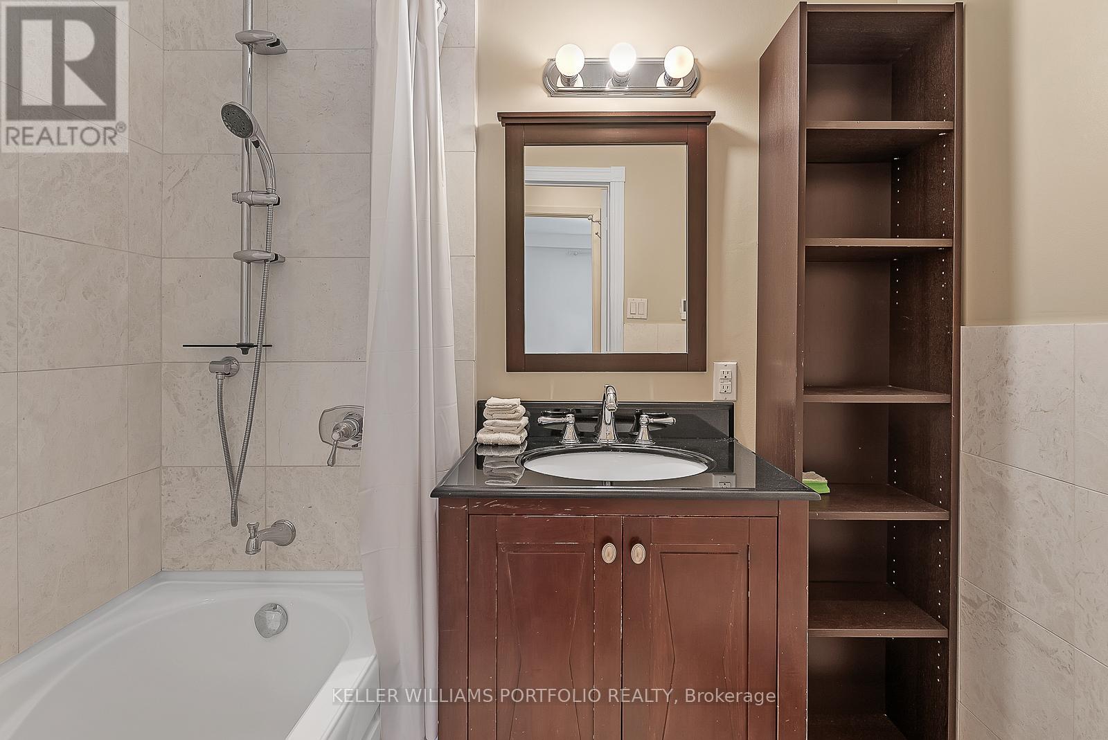 7 - 1387 Royal York Road, Toronto (Edenbridge-Humber Valley), Ontario  M9A 4Y9 - Photo 20 - W12784394