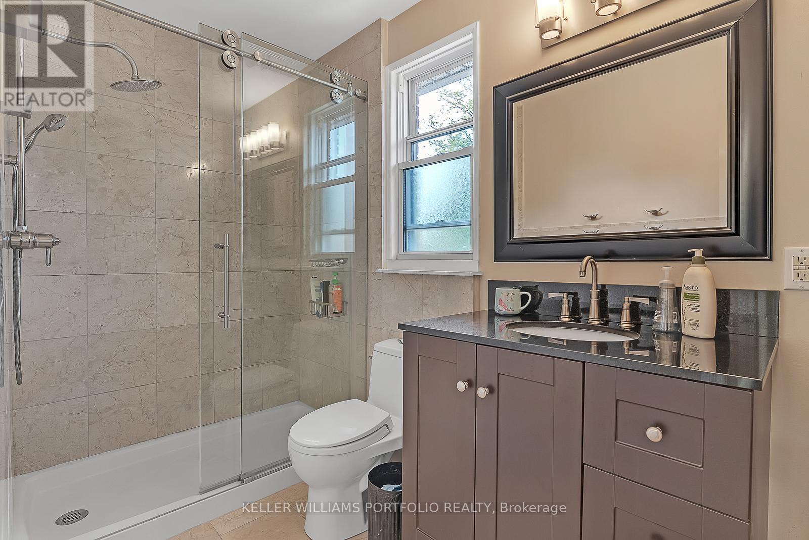 7 - 1387 Royal York Road, Toronto (Edenbridge-Humber Valley), Ontario  M9A 4Y9 - Photo 23 - W12784394