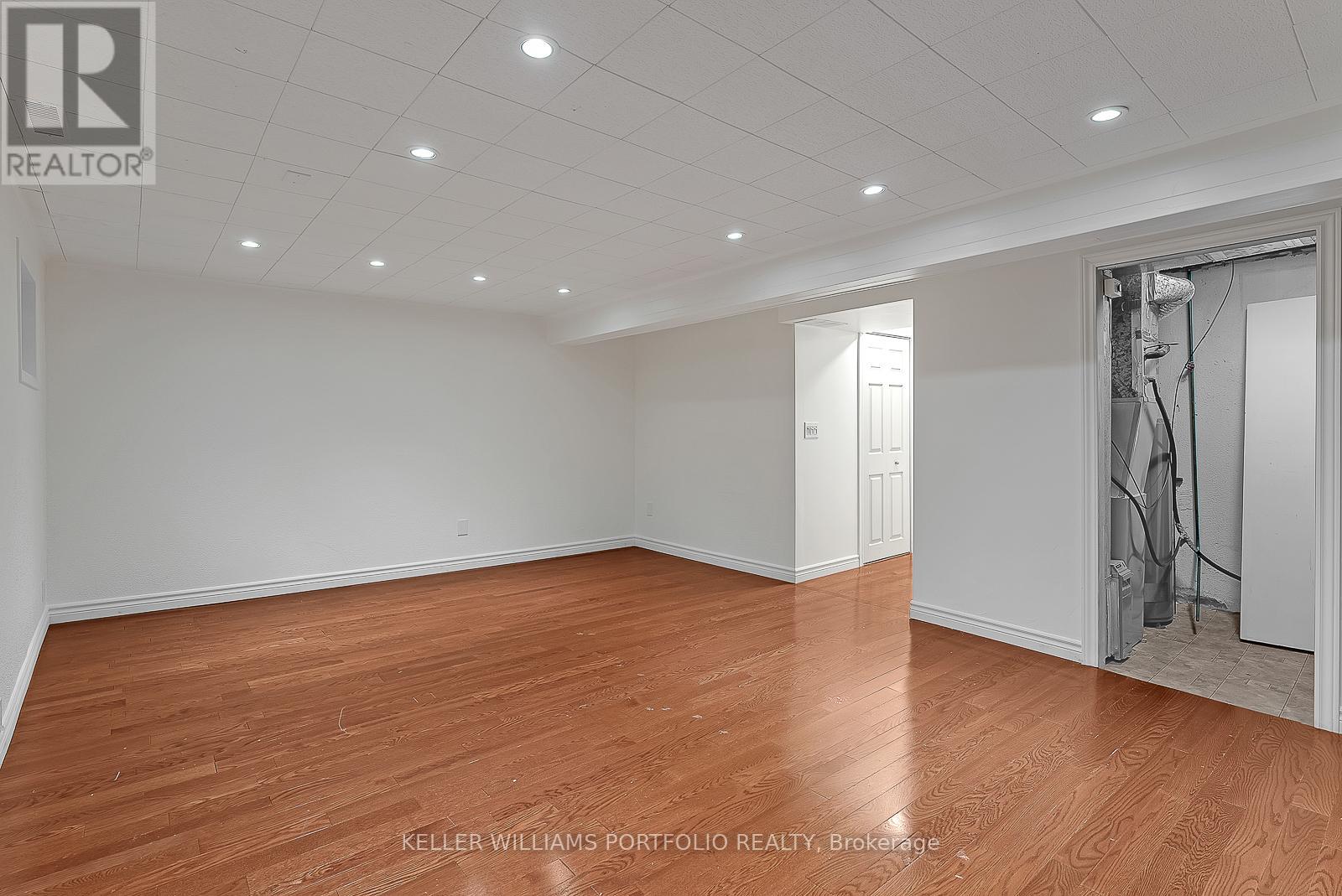 7 - 1387 Royal York Road, Toronto (Edenbridge-Humber Valley), Ontario  M9A 4Y9 - Photo 27 - W12784394