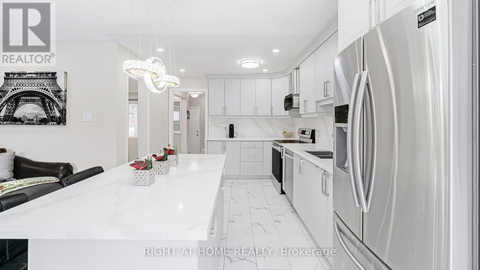 253 Fernforest Drive, Brampton, Ontario  L6R 1E1 - Photo 16 - W12784408