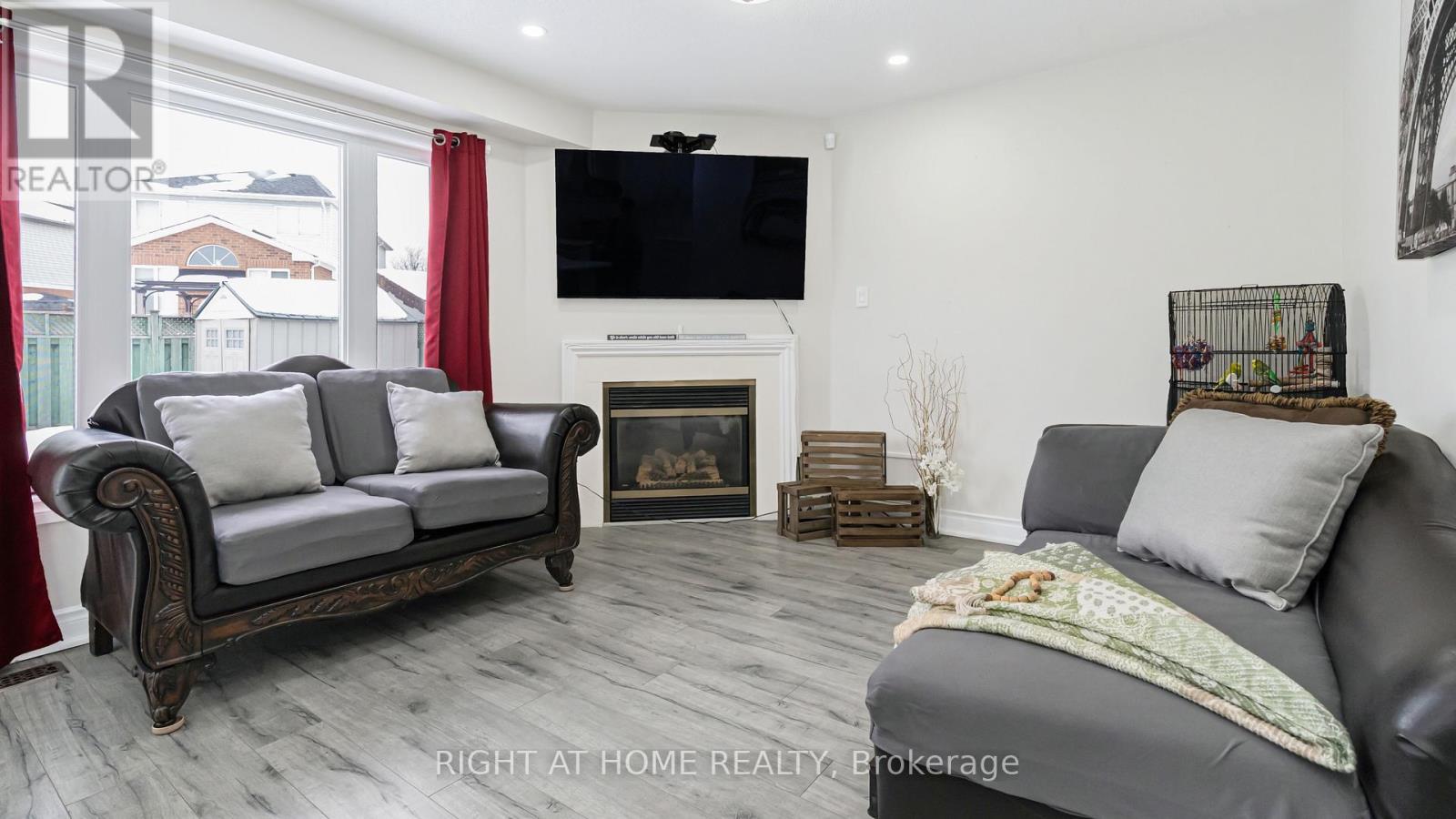 253 Fernforest Drive, Brampton, Ontario  L6R 1E1 - Photo 19 - W12784408