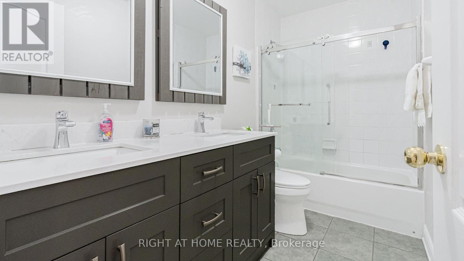 253 Fernforest Drive, Brampton, Ontario  L6R 1E1 - Photo 28 - W12784408