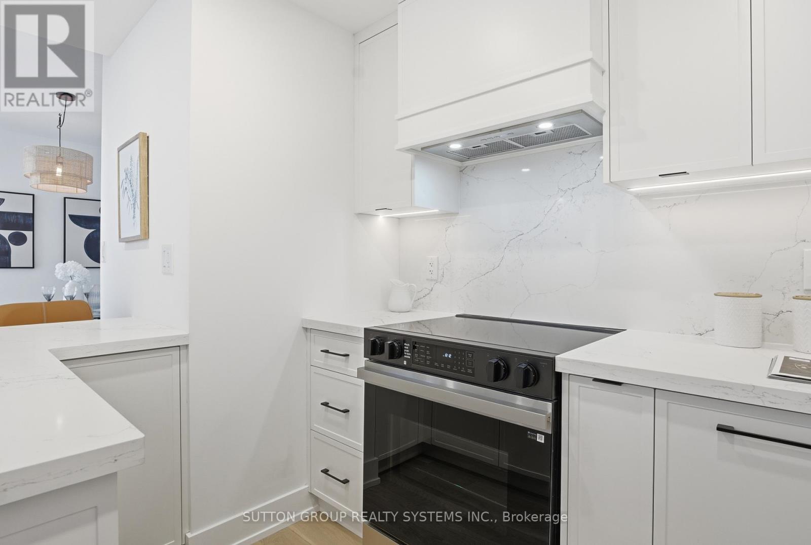 909 - 60 Southport Street, Toronto, Ontario M6S 3N4 - Photo 14 - W12784456