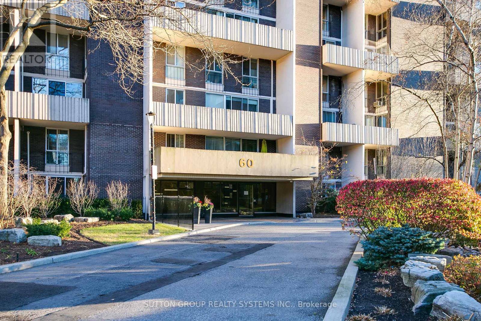 909 - 60 Southport Street, Toronto, Ontario M6S 3N4 - Photo 45 - W12784456
