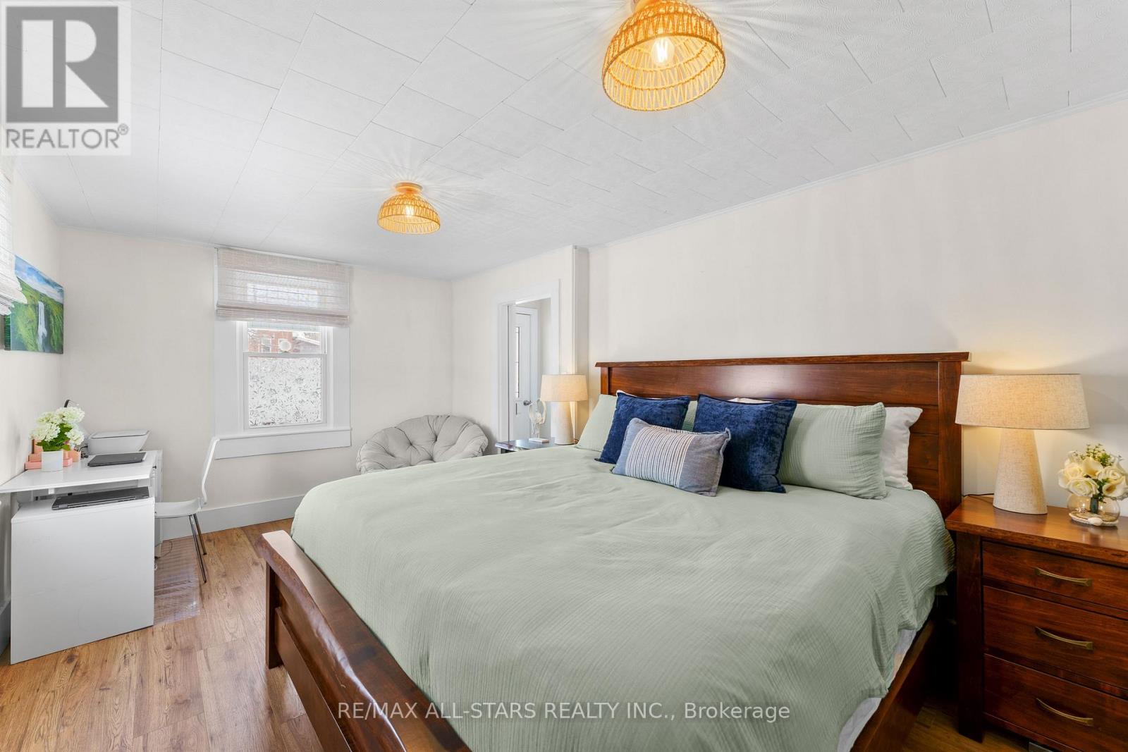 155 Colborne Street, Kawartha Lakes, Ontario  K0M 1N0 - Photo 9 - X12542168