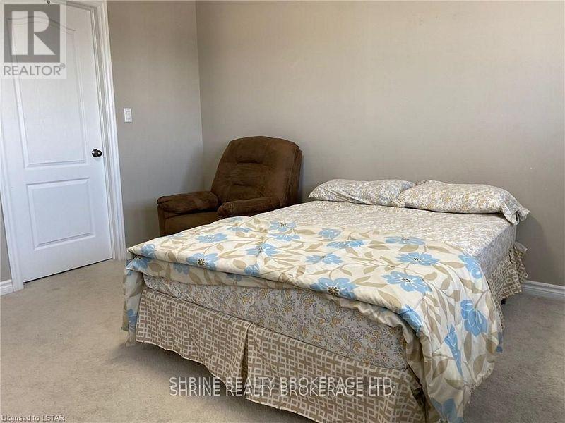 1157 Medway Park Drive, London North, Ontario  N6G 0L4 - Photo 10 - X12784276