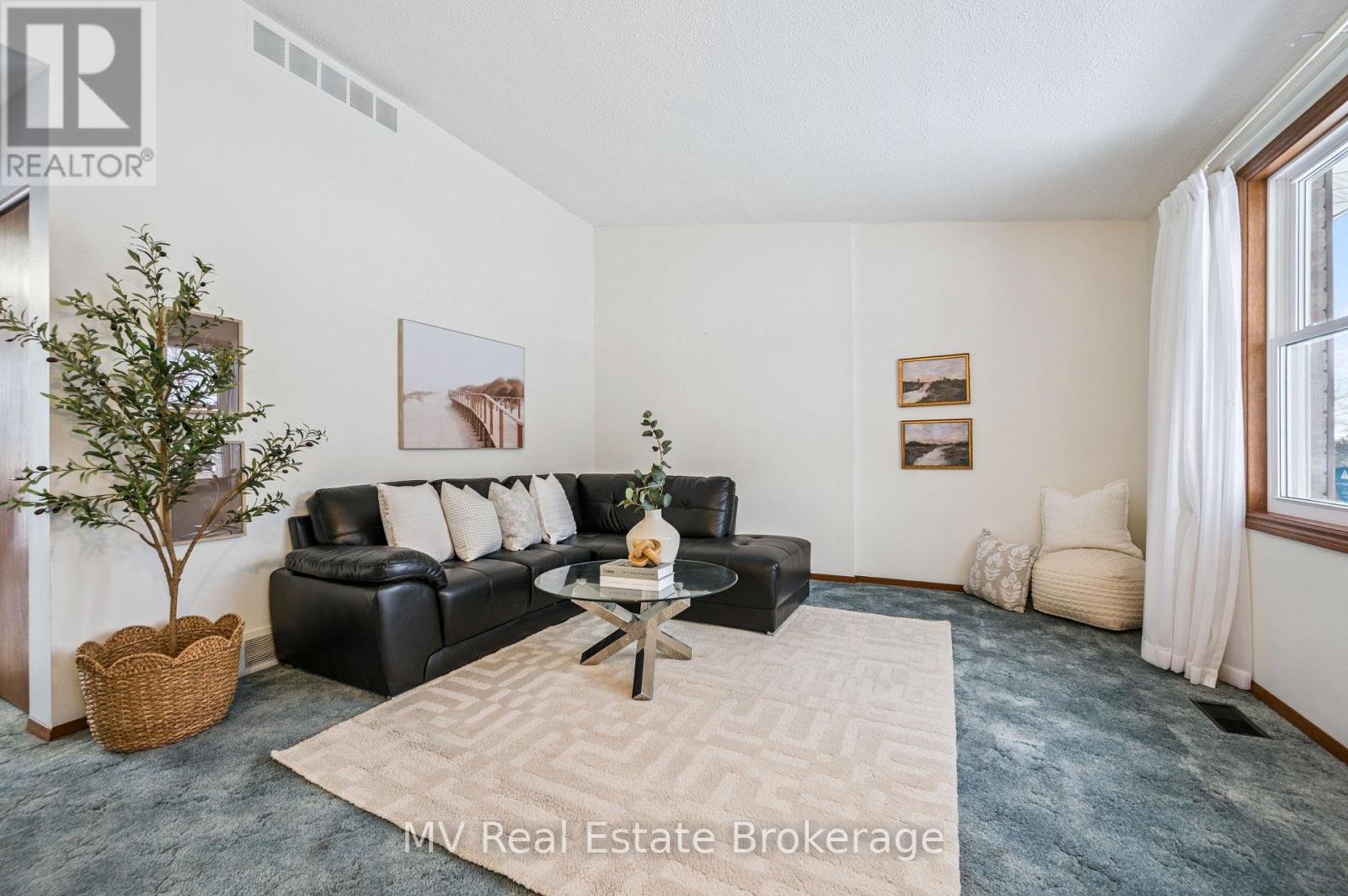 519 Shortreed Avenue, Centre Wellington, Ontario  N1M 3H4 - Photo 10 - X12784620