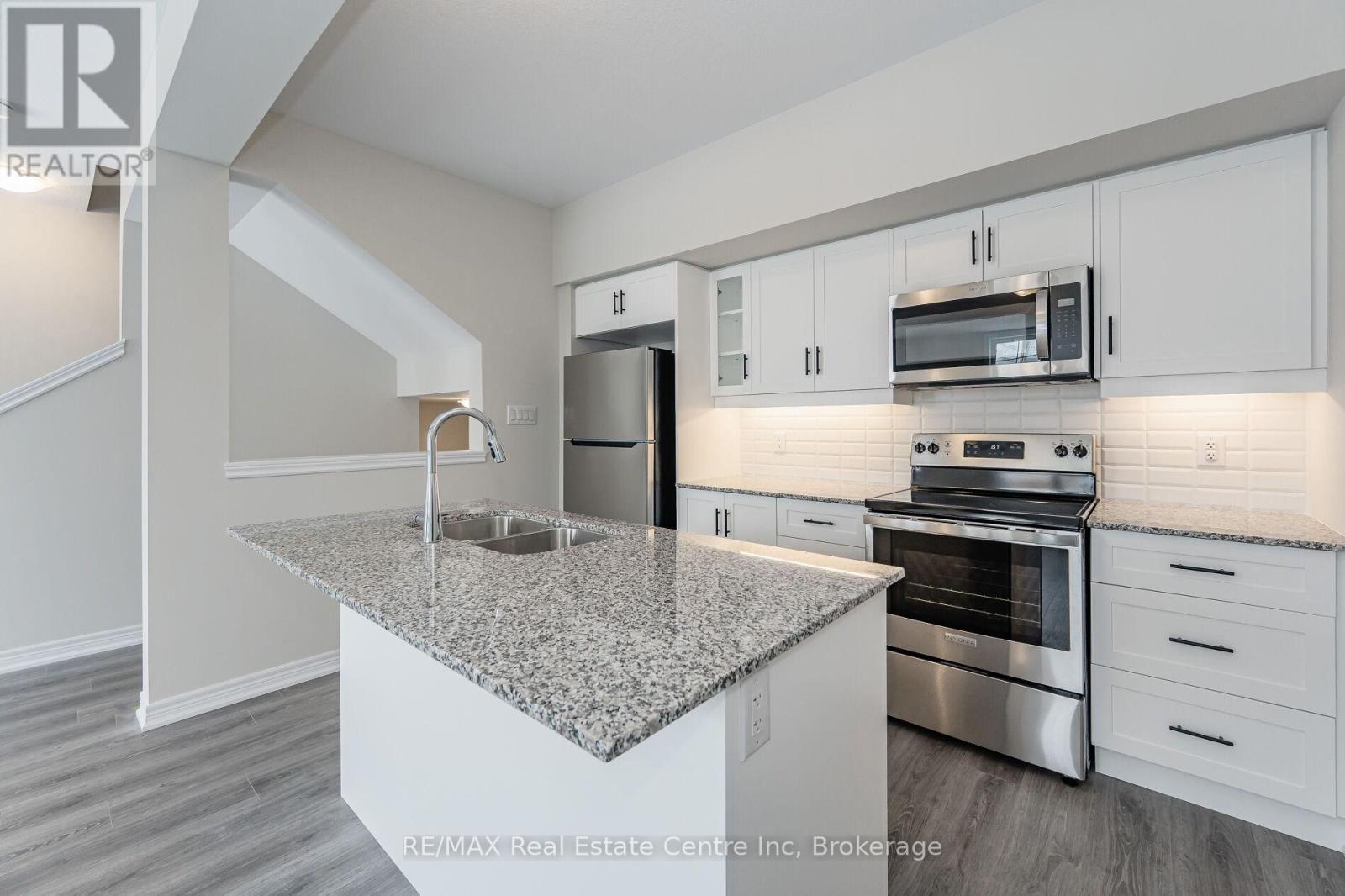 88 - 10 Birmingham Drive, Cambridge, Ontario  N1R 0C6 - Photo 7 - X12784652